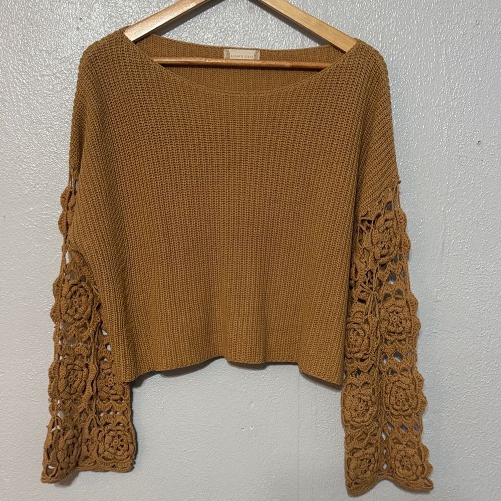 Altar'd State Tan Boho Crochet Floral Sleeve Ribbed Knit Crop Sweater Small